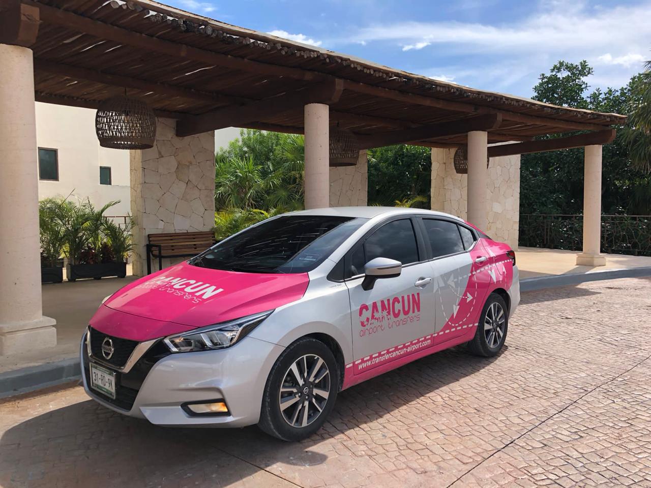 Market 28 downtown Cancun local handicraft shops