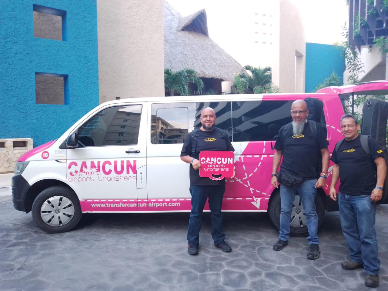 Private transportation service from Costa Mujeres to Playa del Carmen