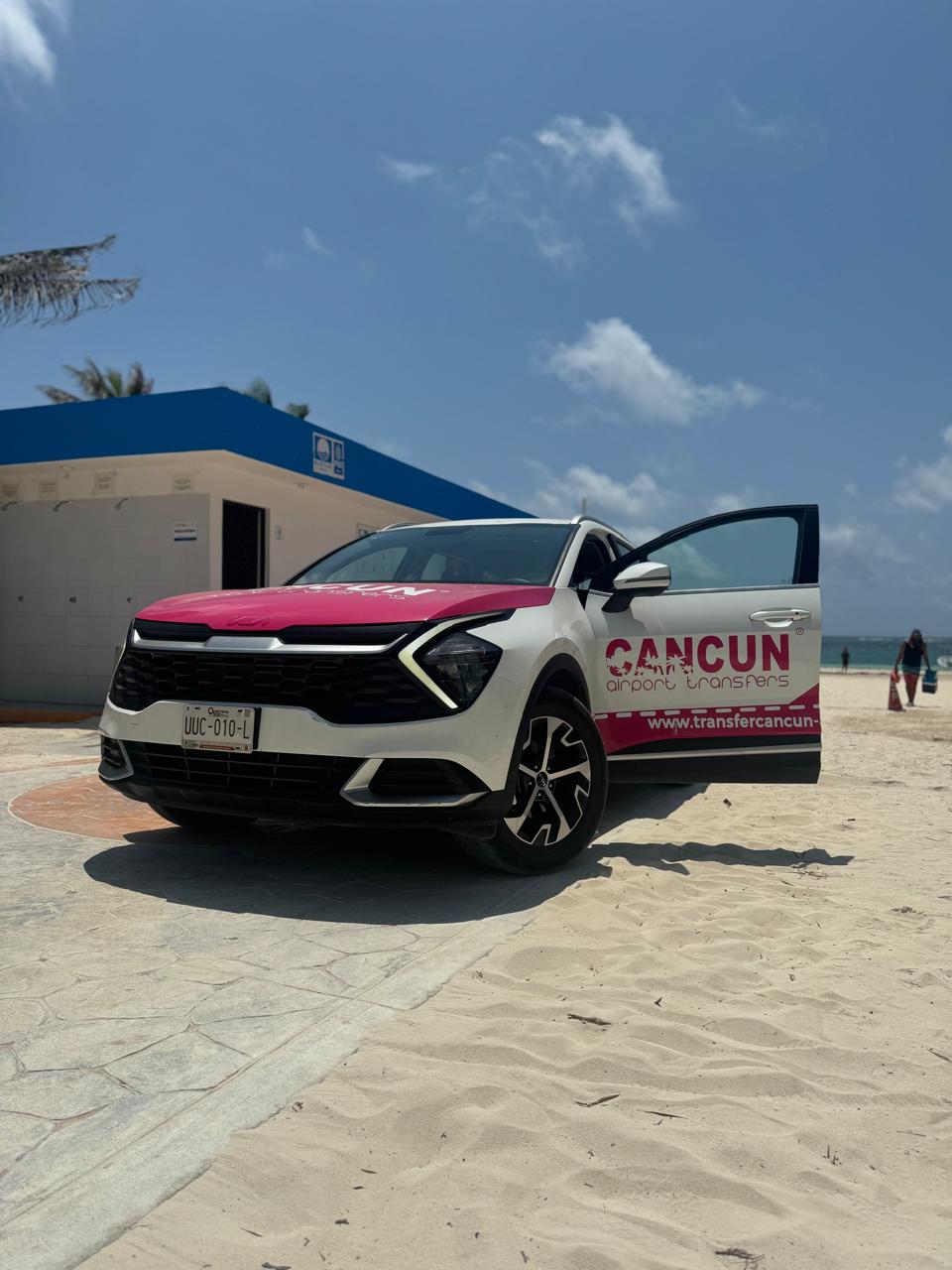 Private transportation from Cancun to Puerto Morelos hotel transfer