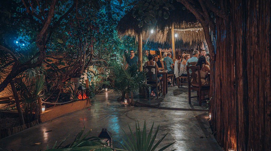 Olivia Mediterranean Cuisine Isla Mujeres - best Mediterranean restaurant on the island